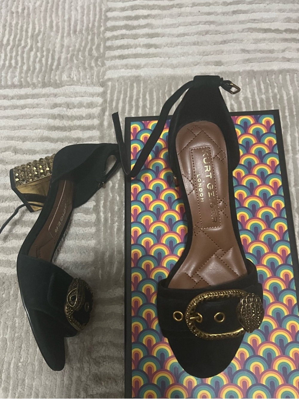 Kurt Geiger Mayfair Block Mid Heel- Black Suede
